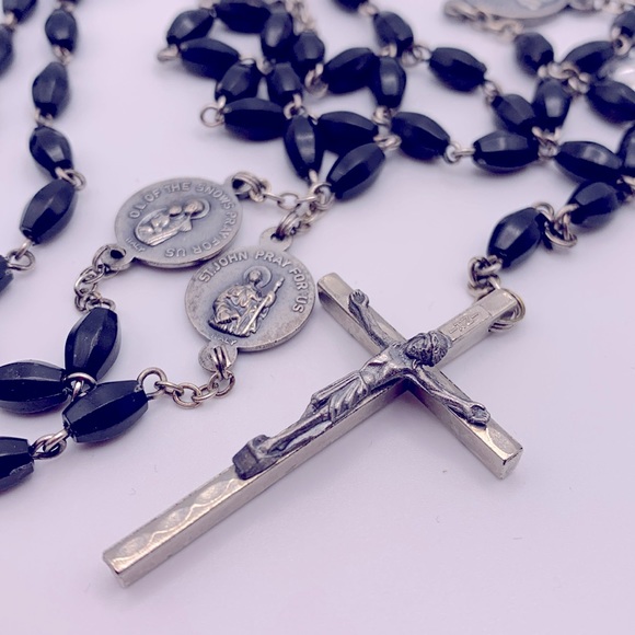 💝Long Italian Black Beads Rosary Vintage 1975 - Picture 2 of 4